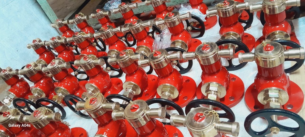 NAB 63mm Straight Way Flange End Hydrant Valve (Wheel Valve Pattern Landing Valve) reverse Flow Direction