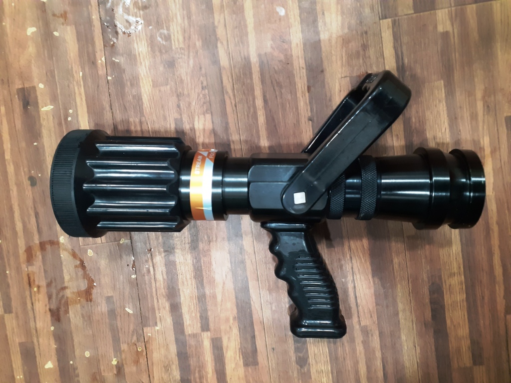 AL 63mm Constant Flow Nozzle (Branch Pipe with Pistol Grip - Handline Nozzle) (600 LPM, 25mm (1") Female BSP Threaded)